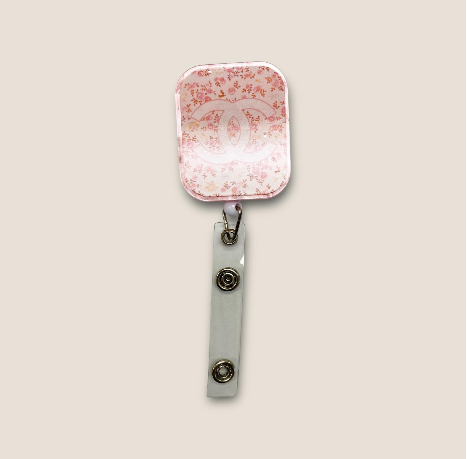 DesignerBadge Reel & Pop Sockets